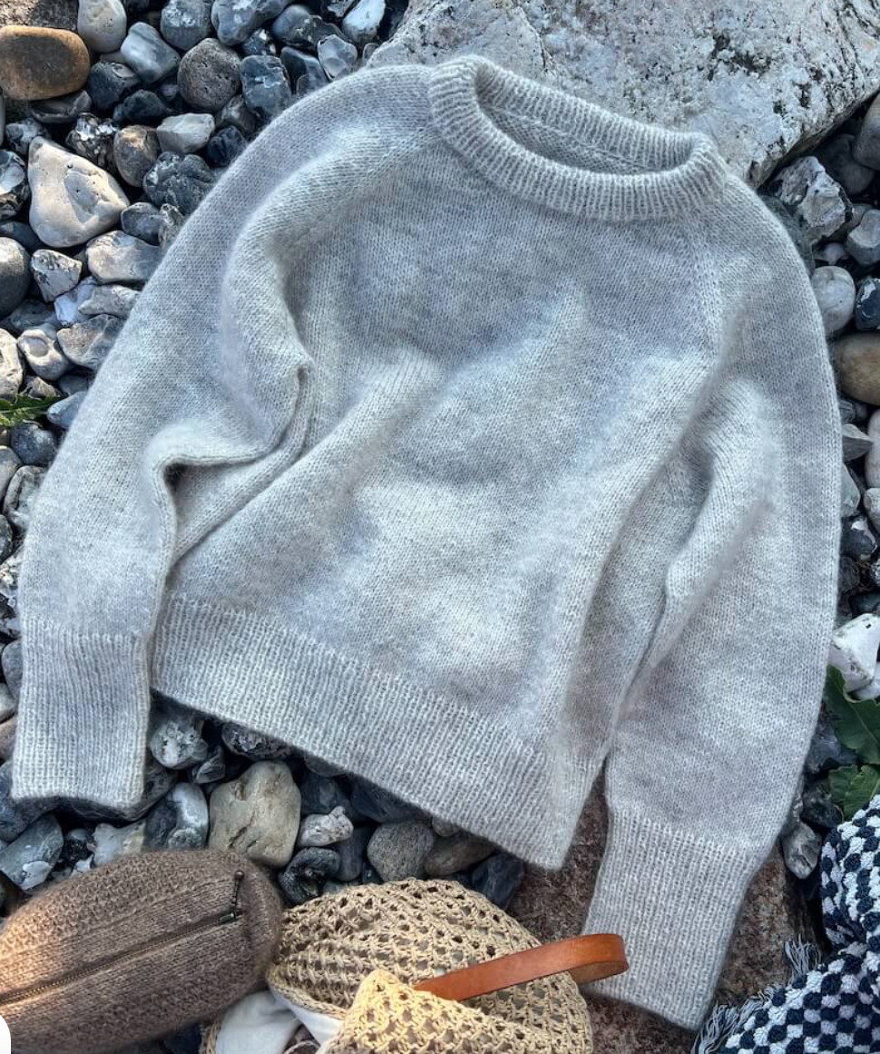 Monday sweater