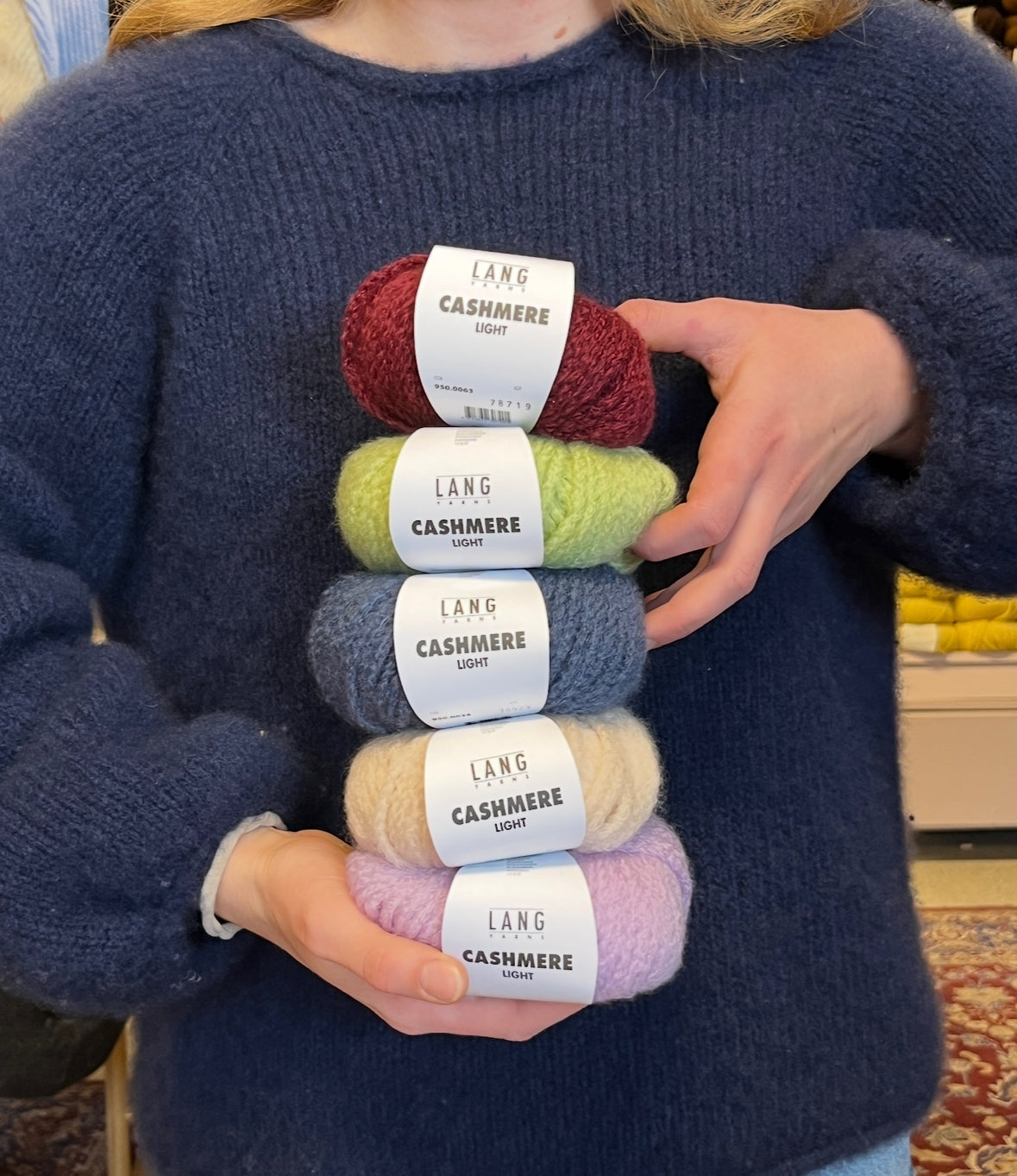 Tips til hva du kan lage med to nøster Cashmere Light