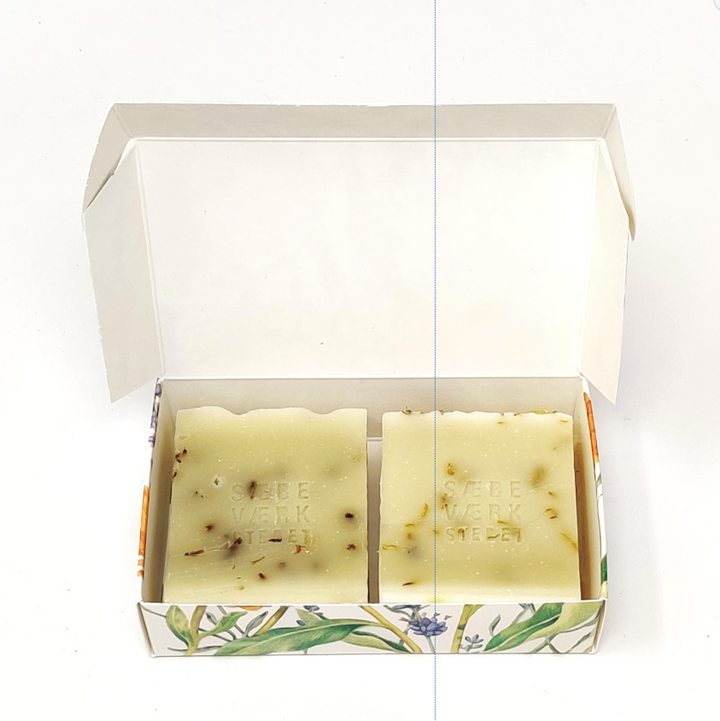 Gaveeske med to håndsåper - lavendel og ringblomst