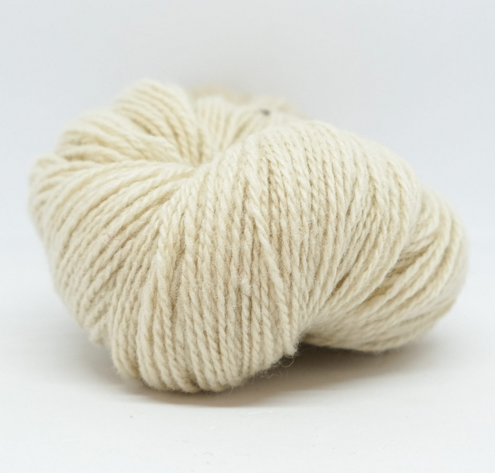 Sol lamullgarn - 420 Ecru