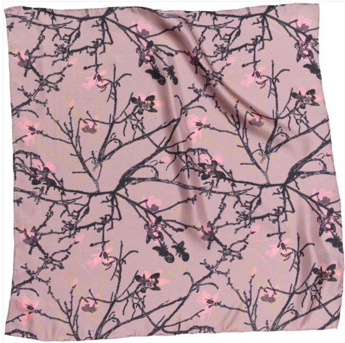 Winter Magnolia Scarf